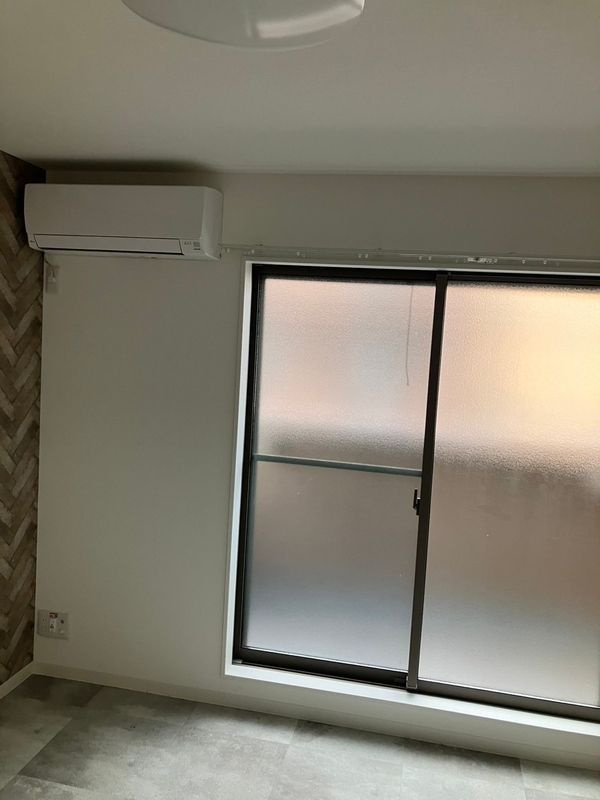 エルサ住之江の洋室