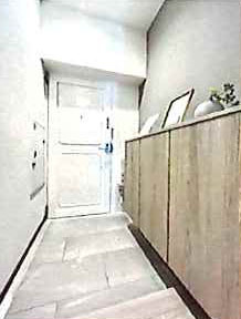 香枦園スカイハイツの玄関