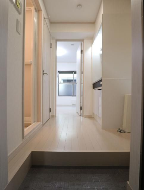 イルトラッツォ梅島の玄関