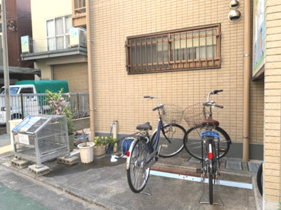 【エントランス】 | ハイツグロリア | ゆとりのあるエントランスです