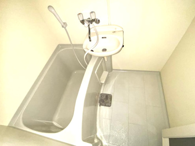 【浴室】 | ハイツグロリア | きれいなお風呂です