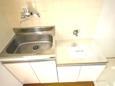 【キッチン】 | ハイツグロリア | コンパクトなキッチンで掃除もラクラク