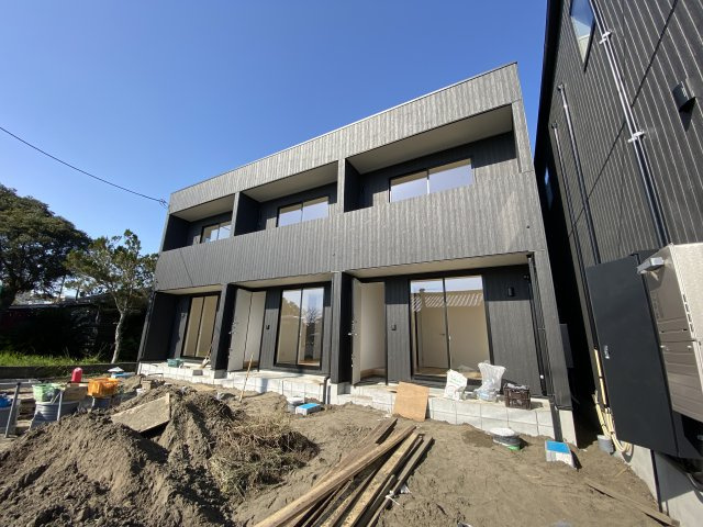 THE　SURF　APARTMENTの外観