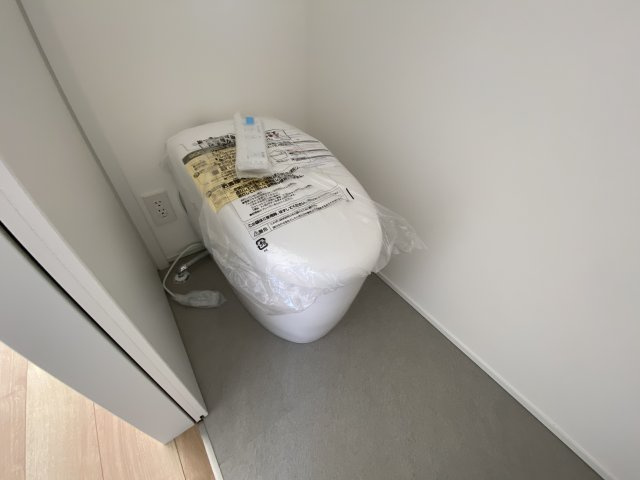 THE　SURF　APARTMENTのトイレ