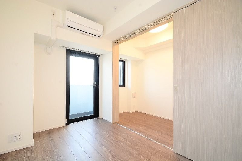 ステージグランデ台東根岸アジールコートの居間・リビング