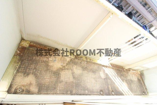 常楽舎ハイツのバルコニー|バルコニーからの眺めを楽しみながら食事をしませんか