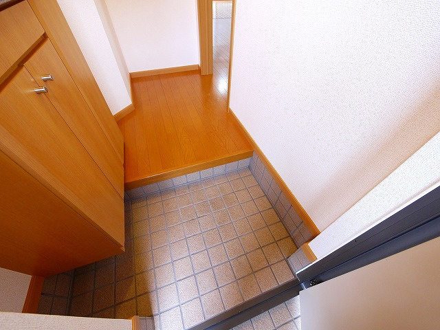 ヴェルドミールⅢの玄関|ゆったりとした玄関です