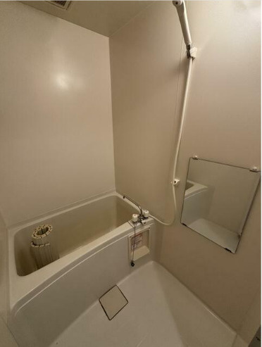 グランツブルク駒場　角部屋　ネット0　防犯設備充実　２×４工法の浴室