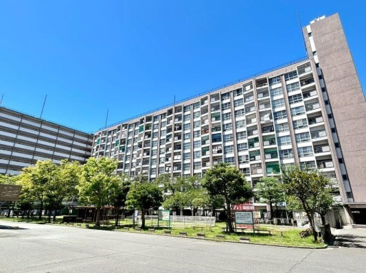 旭コーポＡ棟　4階の外観