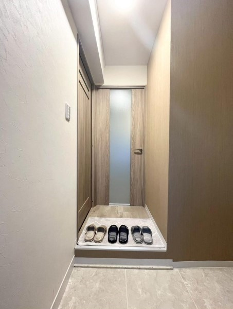 旭コーポＡ棟　4階の玄関