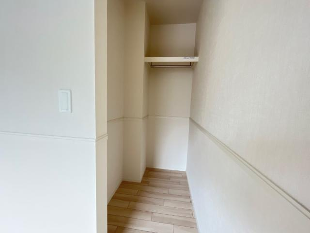 ボナール花崎Ｂの収納|ウォークインクローゼット