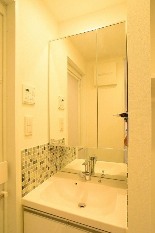 ステージグランデ上野松が谷の独立洗面台