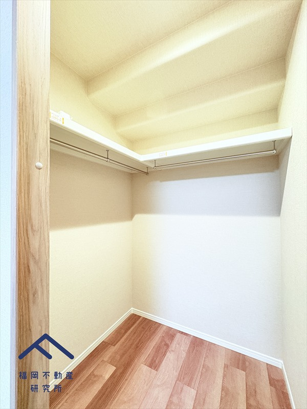 エンゼルハイム鳥飼中央の収納