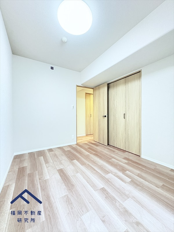 エンゼルハイム鳥飼中央の洋室