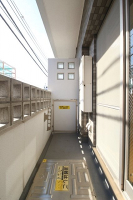 【バルコニー】 | エクセリア旗の台