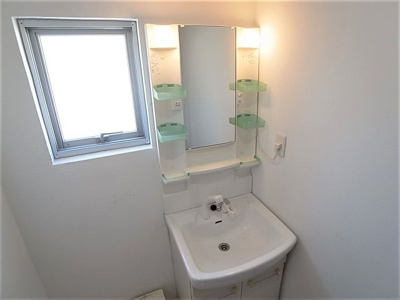 【洗面所】 | ラムール長田 | シャワー付きの洗面台