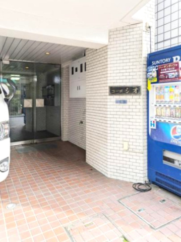 コーポシオのエントランス