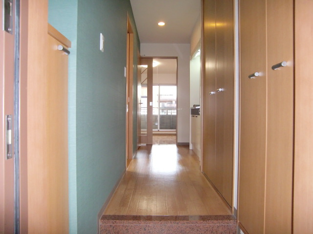 カーサ六甲友田町の玄関