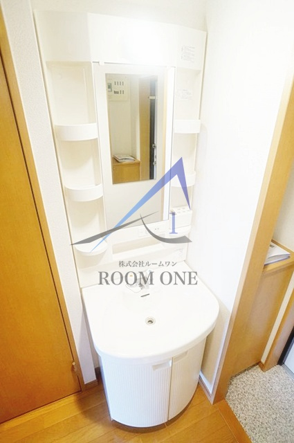 グランヴァン大井町Ⅱの洗面所|洗面台です。