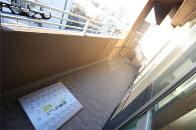 【バルコニー】 | ヒルフォート常盤