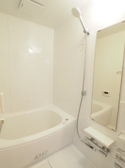 チェスターハウス川口の浴室|※別号室の参考写真です