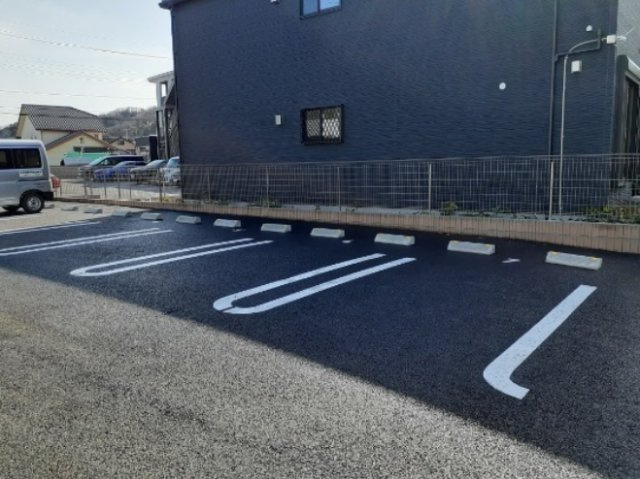 ルーチェの駐車場