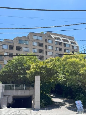 ミッドガーデン赤坂