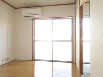 【洋室】 | 城本マンション