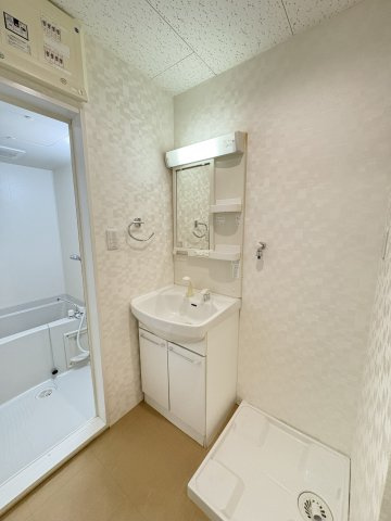 福岡市博多区美野島２丁目の賃貸マンションのトイレ