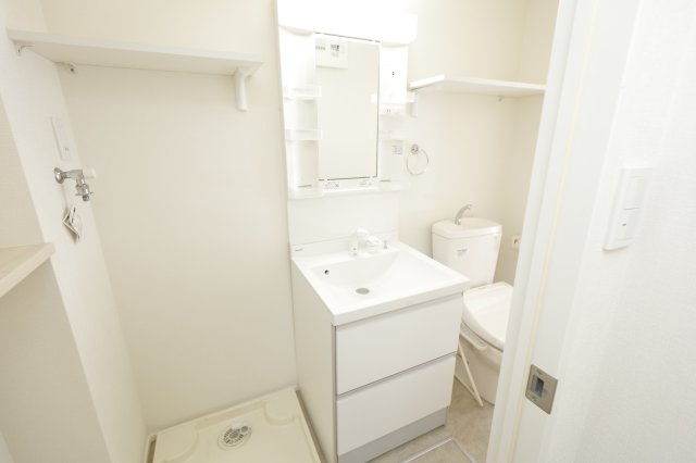 グランシャリオ金町の洗面所