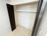 多摩市鶴牧１丁目の賃貸マンションの収納