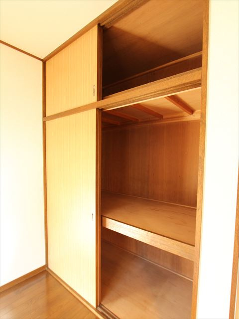 栄ハウスの収納