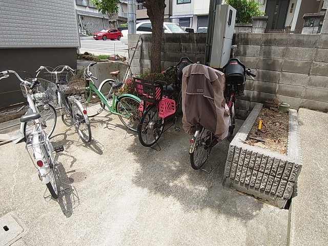 メープルハイツのその他共用部分|駐輪場完備