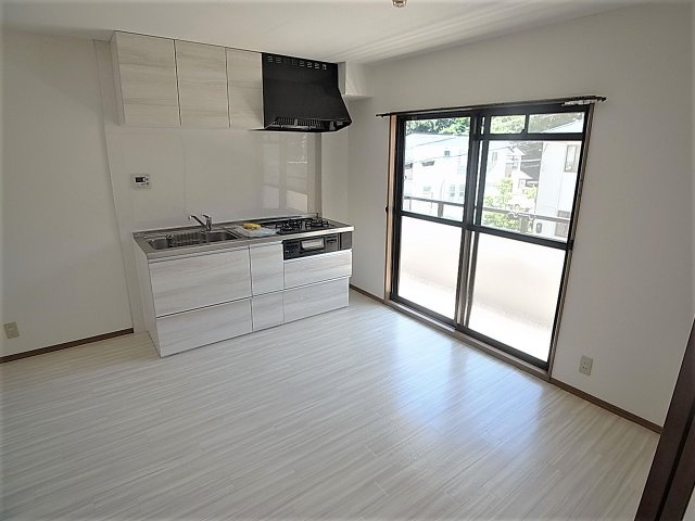 メープルハイツの居間・リビング|使い勝手の良い間取り