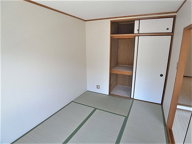 メープルハイツの内装|日当たりも良く気持ちがいいですね