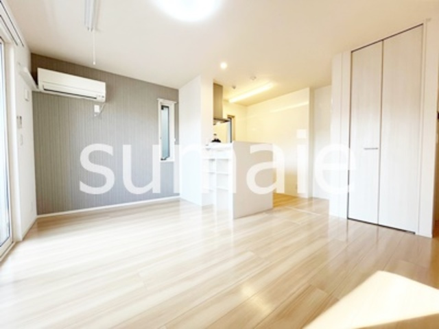 Ｌｏｂｅｌｌｉａ ＴＯＲＯ　Ⅰの居間・リビング|綺麗なリビング！