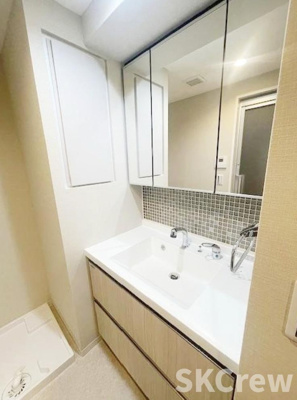 【洗面所】 | ラティエラ中野新井 | 別号室の写真です