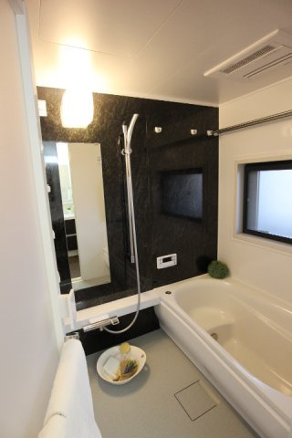 【浴室】 | ミレニアムガーデンコート