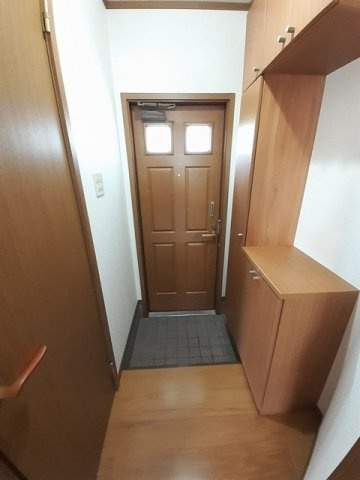 サニーサイドの玄関