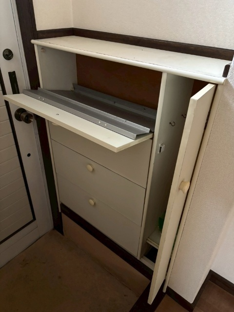 ピュアハウスの玄関