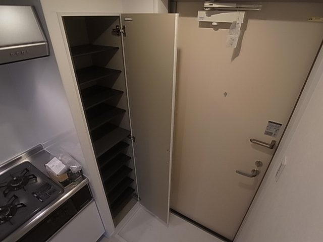 神戸市兵庫区東山町４丁目のアパート