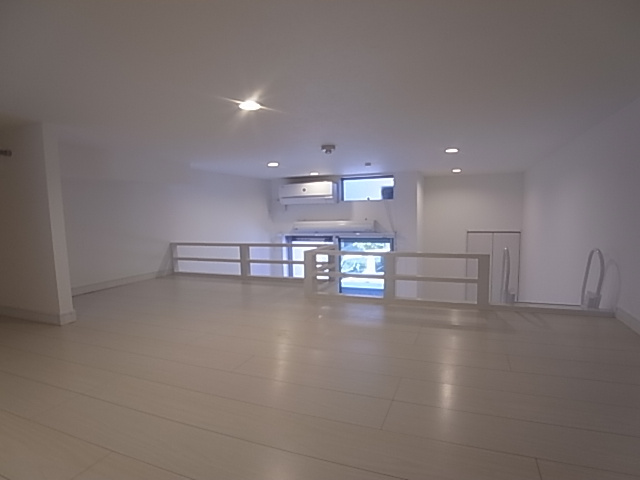 神戸市兵庫区東山町４丁目のアパート