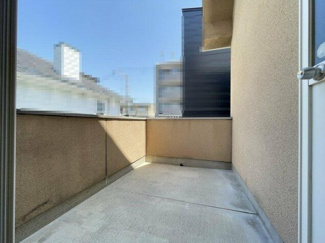 【バルコニー】 | 堺市北区長曽根町中古戸建 | お洗濯も干しやすいバルコニーです。