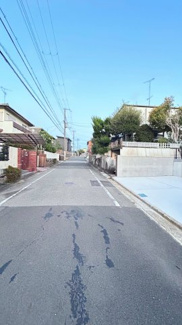 【前面道路含む現地写真】