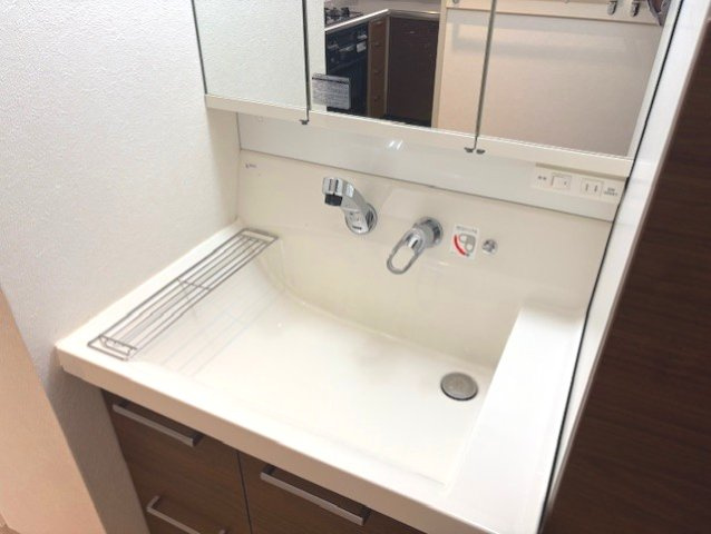 グラン・ピア京町堀の独立洗面台|使いやすい独立洗面台です