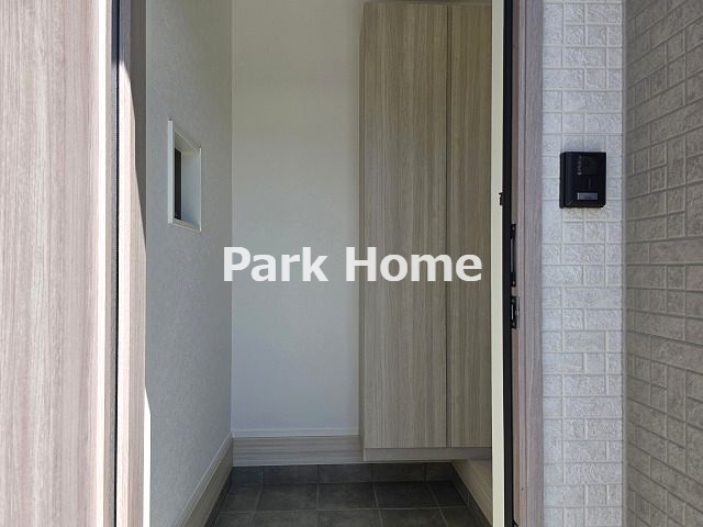 高知市朝倉己 ⑯ 新築戸建ての玄関