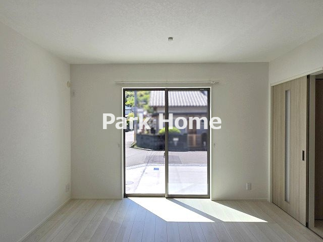 高知市朝倉己 ⑯ 新築戸建ての居間・リビング|１F:15LDK