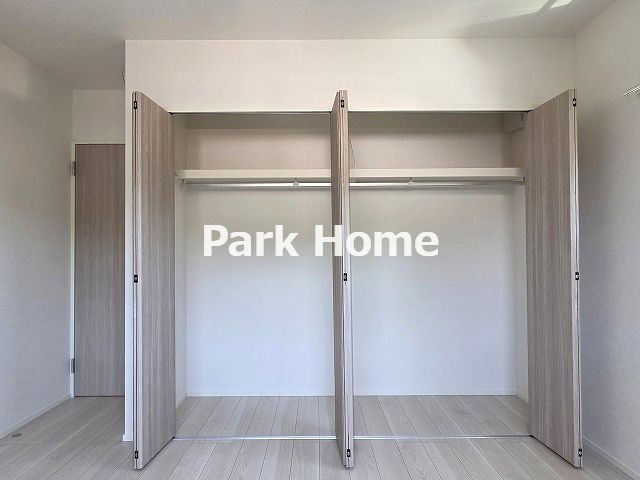 高知市朝倉己 ⑯ 新築戸建ての収納|２F:6.7洋室クローゼット