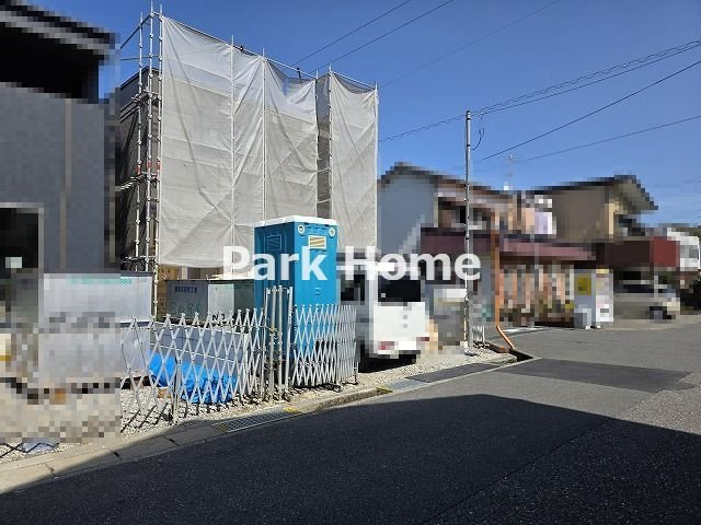 高知市朝倉己 ⑯ 新築戸建ての前面道路含む現地写真