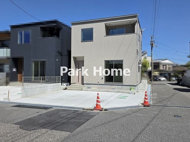 高知市朝倉己 ⑯ 新築戸建ての前面道路含む現地写真